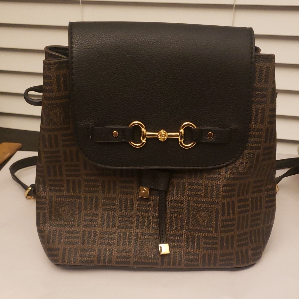 Anne Klein Elegant Black and Brown Mini Backpack Gold Drawstring Snap Closure - Picture 1 of 17